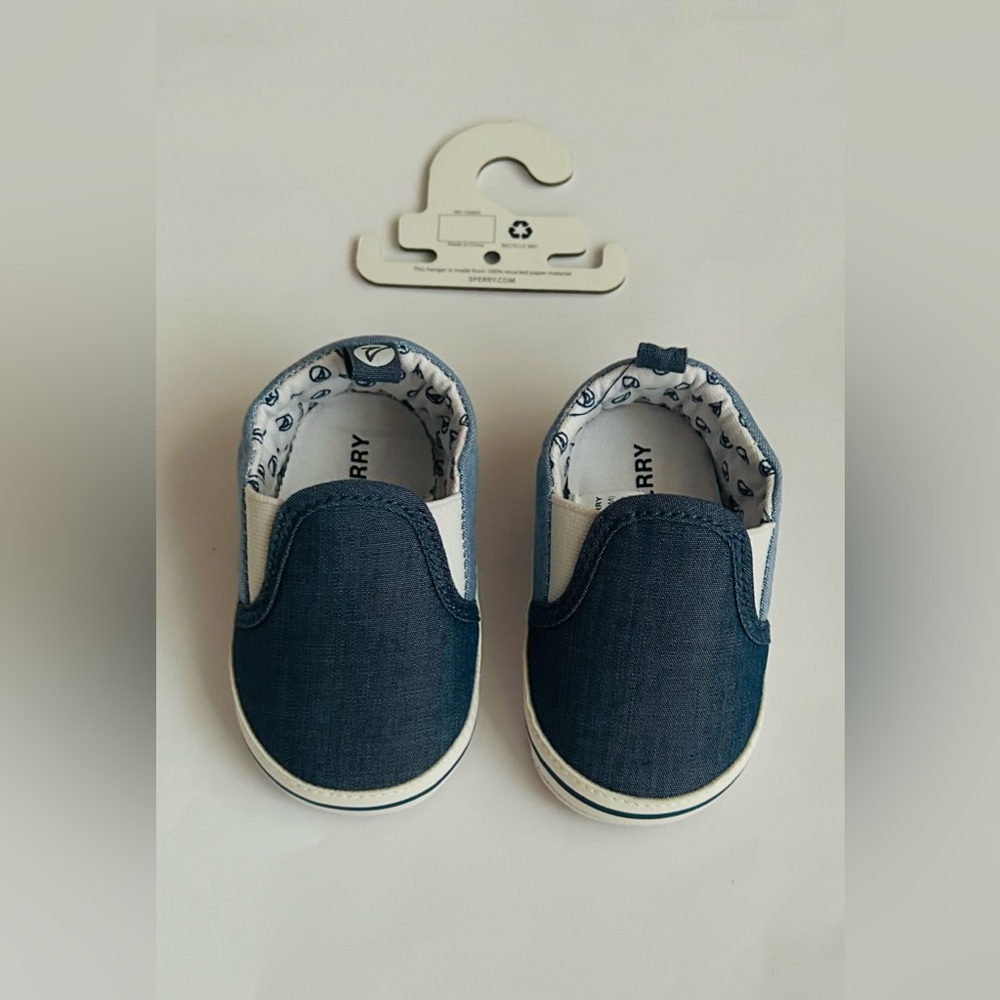 New Sperry Kids Sneakers Blue Light Blue size 3 White 6-9 Months